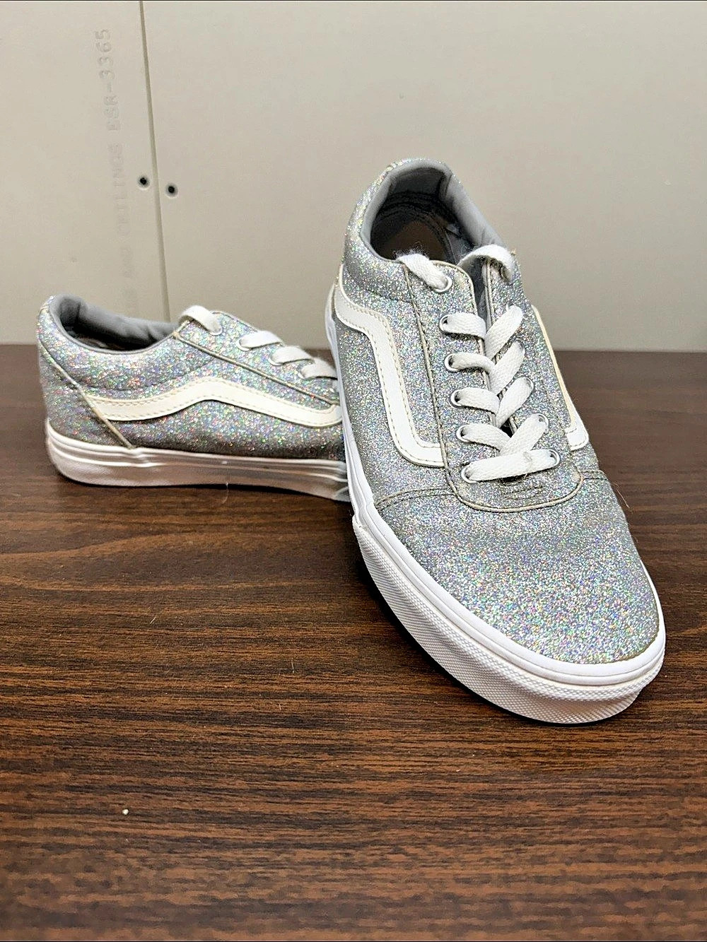 Vans Old Skool Glitter Sneakers US 4.0 Like New